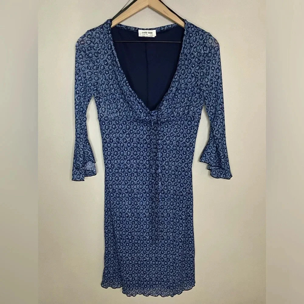 Byer Too! Y2K navy blue floral knee length dress 3/4 flutter sleeve medium med M